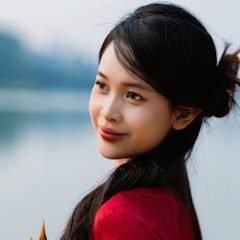 Ảnh khách hàng nữ Việt Nam